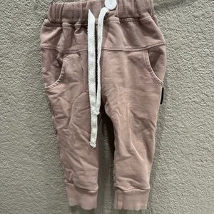 Little bipsy joggers in color dusty plum
